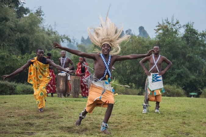 20160806_17-34_S Forbes_Rwanda Day 3 afternoon dancing-1016